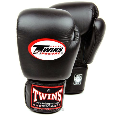 Перчатки боксерские Twins BGVL-3 для муай-тай (черные) 14 oz